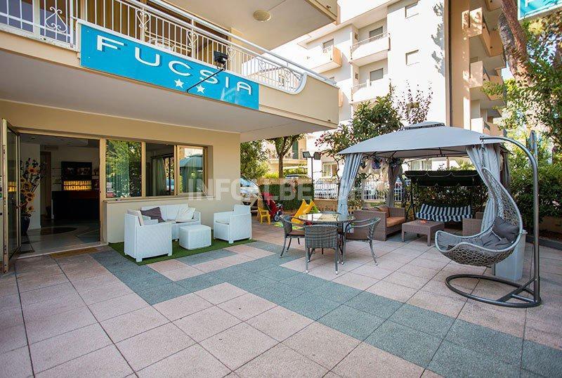 ריצ'יונה Hotel Fucsia מראה חיצוני תמונה